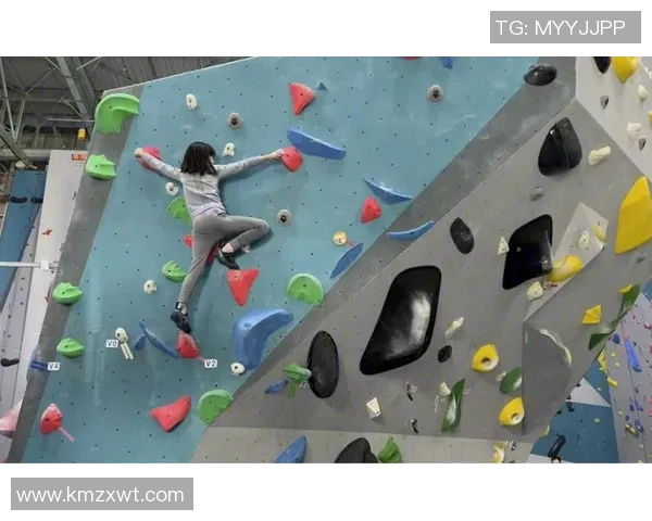 深圳攀岩队的速度之谜：探索攀岩巨献的背后故事与训练秘诀